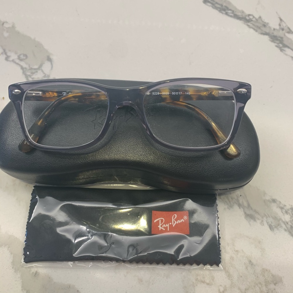 RayBan RB 5228 Eyeglass Frames. Great condition